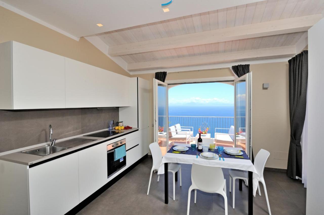 Amalfi Blu Retreat Apartment ภายนอก รูปภาพ