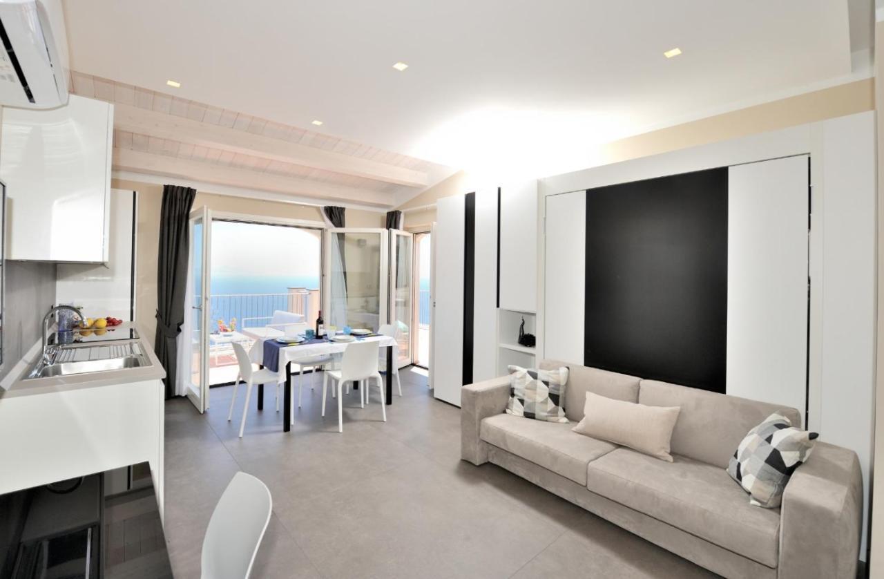 Amalfi Blu Retreat Apartment ภายนอก รูปภาพ