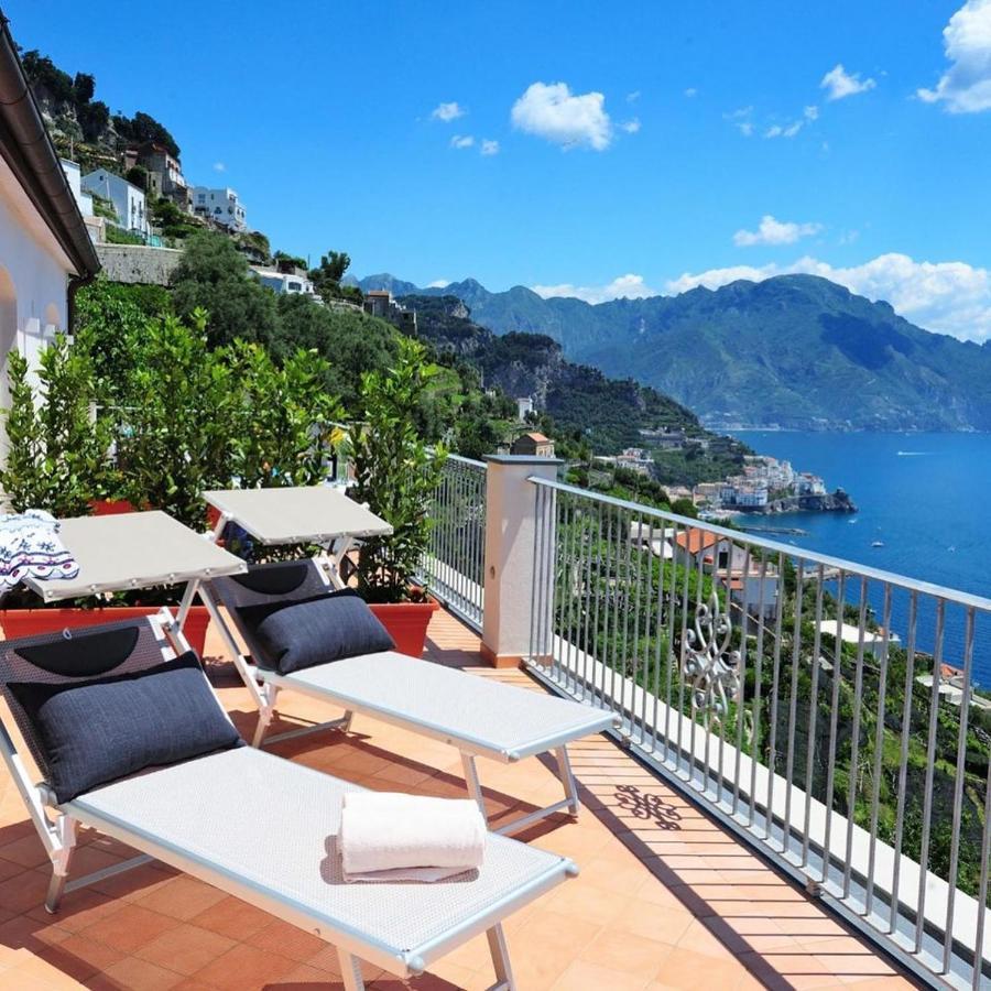 Amalfi Blu Retreat Apartment ภายนอก รูปภาพ