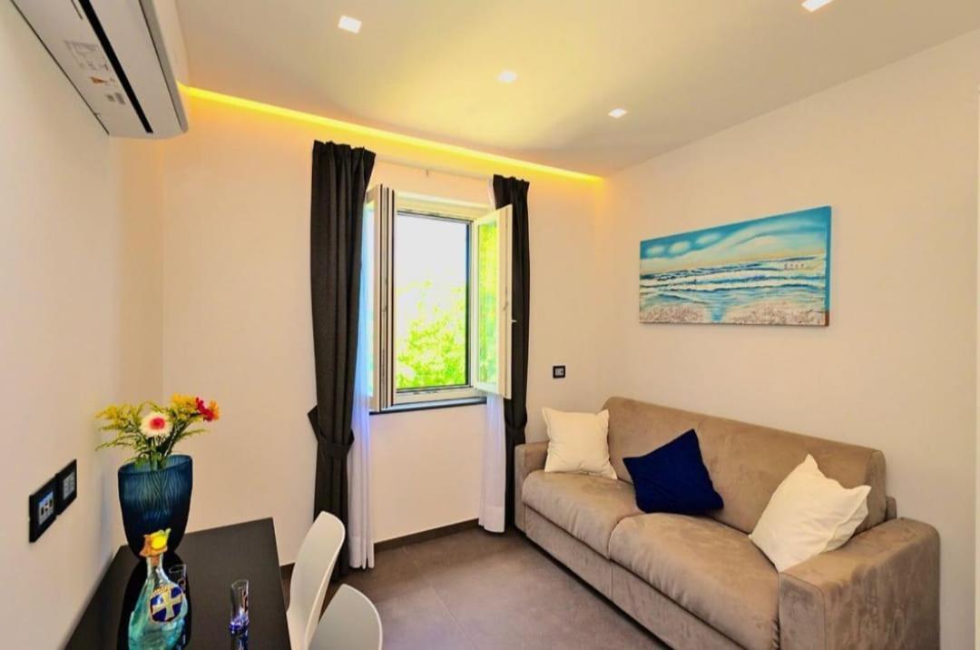 Amalfi Blu Retreat Apartment ภายนอก รูปภาพ