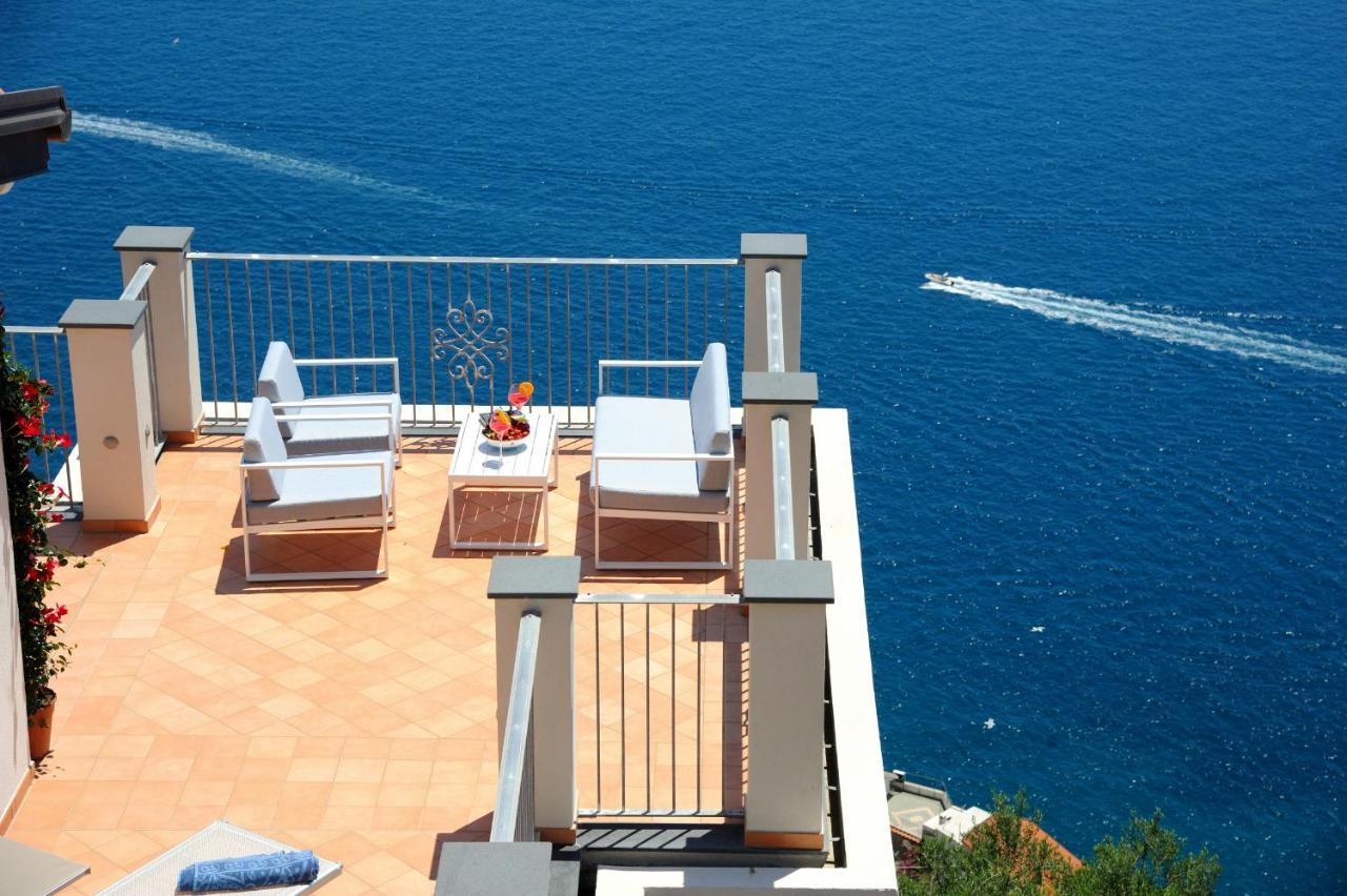 Amalfi Blu Retreat Apartment ภายนอก รูปภาพ